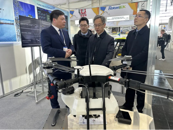 精飞集团汉诺威展备受瞩目498.png